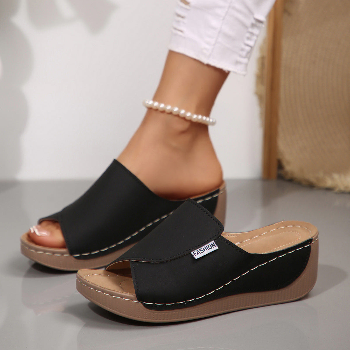 Sandales Compensées Confort & Élégance